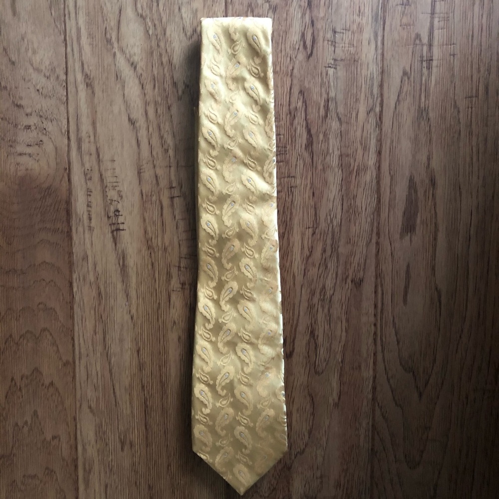 Men’s Valentino Neck Tie